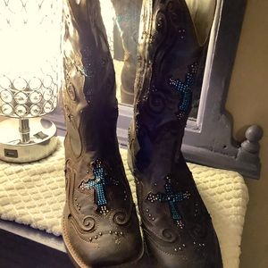 Brand new size 9.5 Roper blinged out cross boots